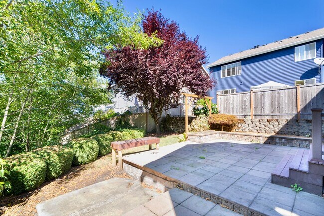 Building Photo - 18328 10th Dr SE