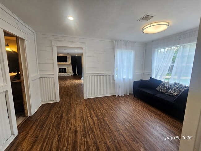 Building Photo - 17911 Beaver Creek Dr