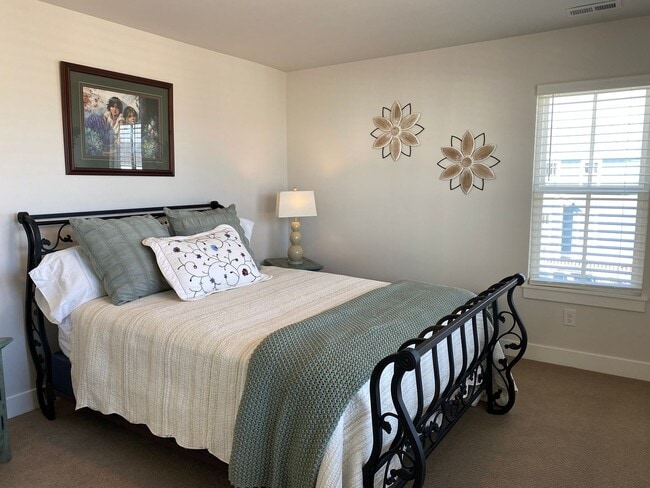 Building Photo - Daybreak Island Furnished Home