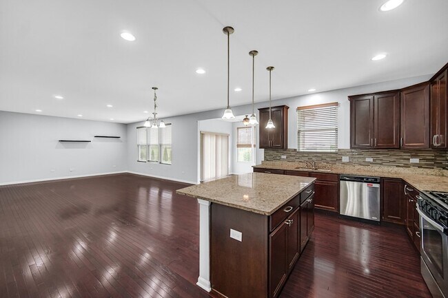 Building Photo - 4323 Fraser Cir