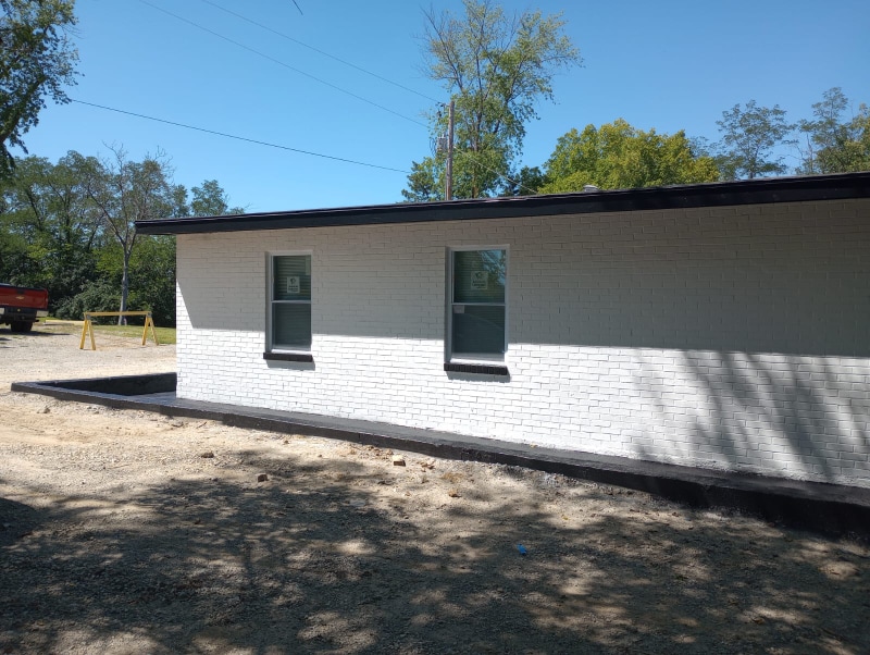 Building Photo - 6121 N Wagon Trail Rd