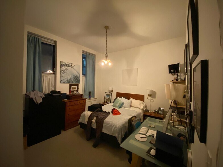 Bedroom - 1450 N Cleveland Ave