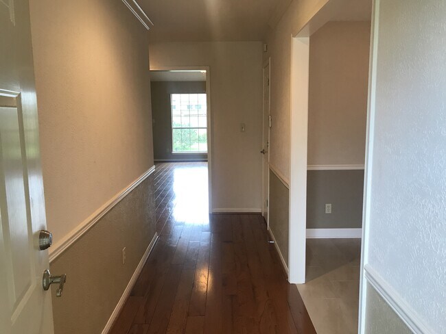 Building Photo - 7996 Pecan Dr