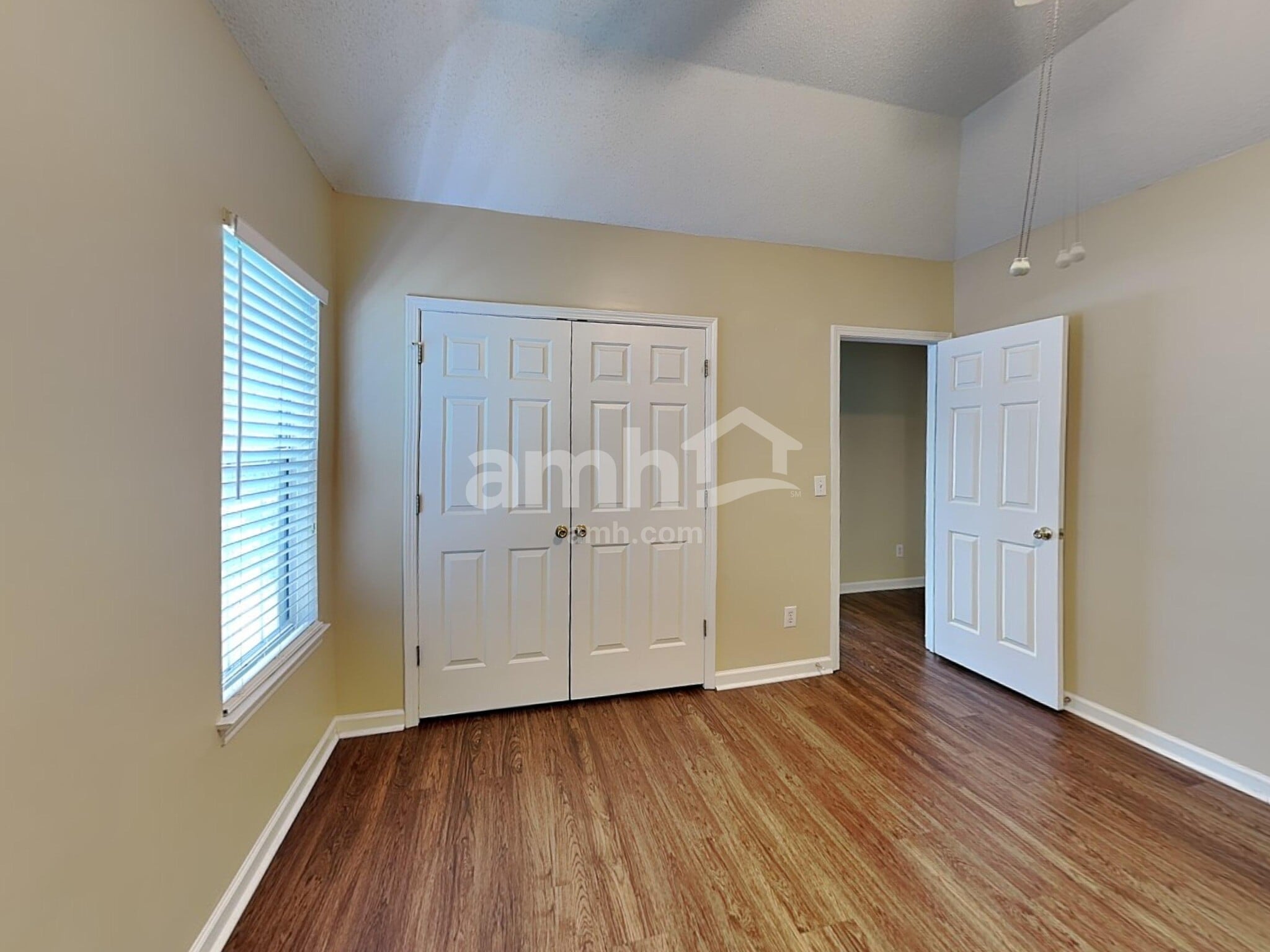 Building Photo - 380 Cascade Rise Ct SW