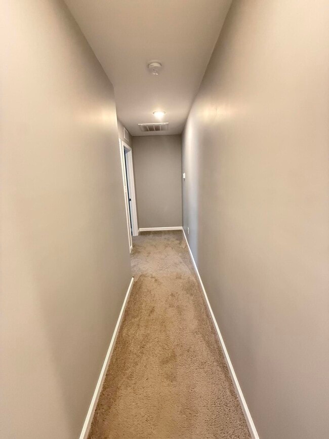 Building Photo - 110 Landry Ln