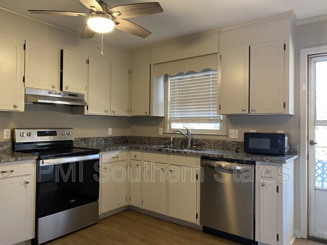 Building Photo - 209 Jonesville Rd