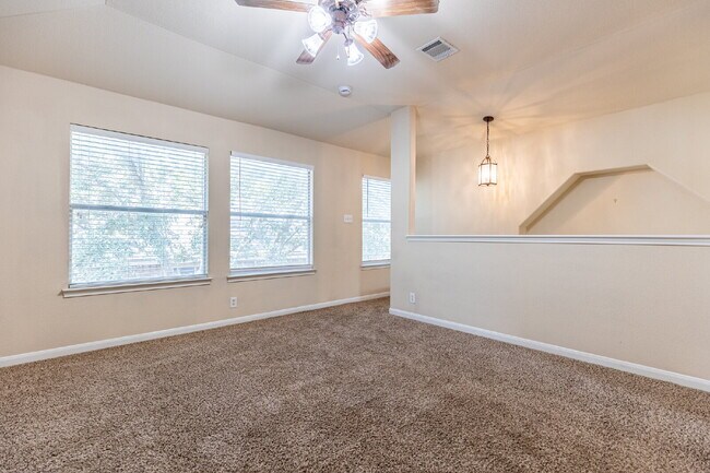 Building Photo - 630 Hookberry Trail