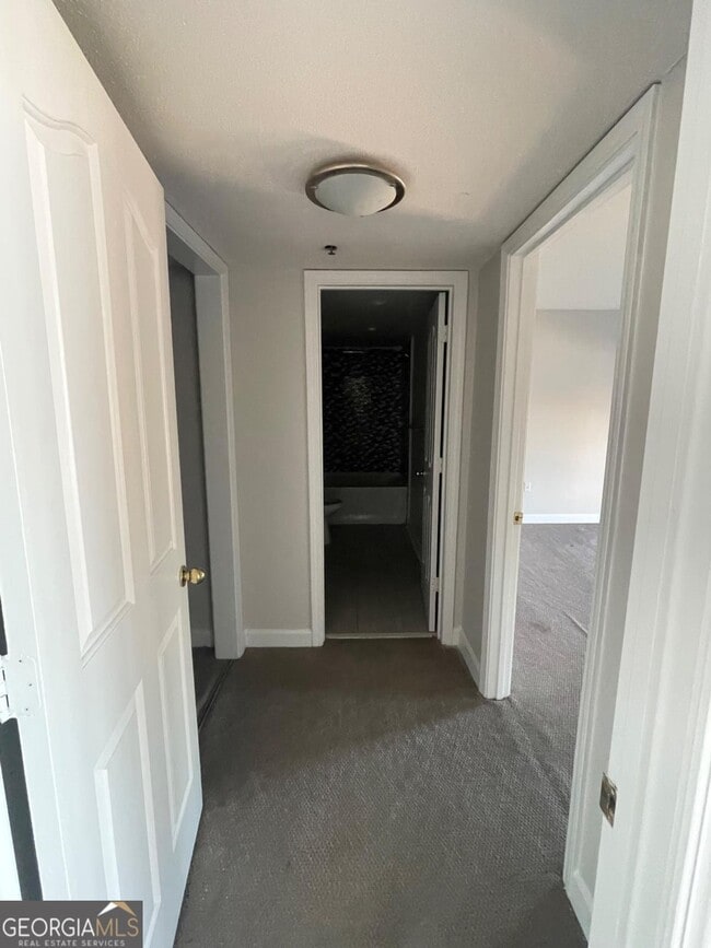Building Photo - 2870 Pharr Ct S Northwest