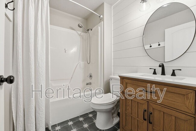 Building Photo - 2707 Lady Bug Ln