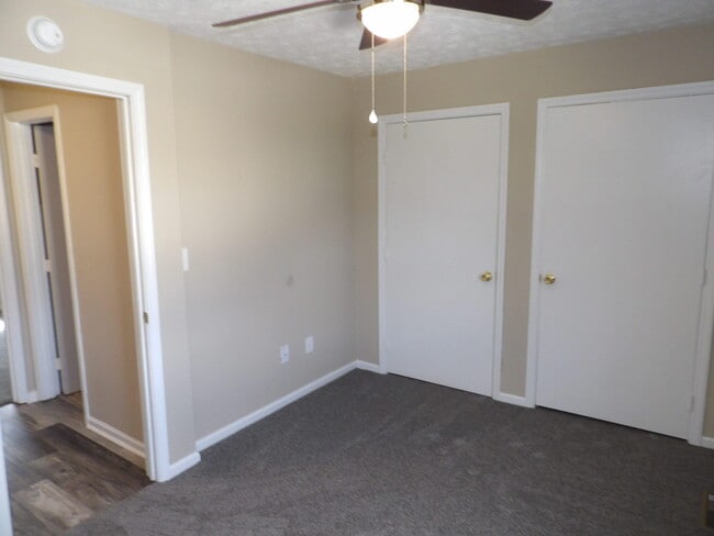 Building Photo - 432 Harrodsburg Ln