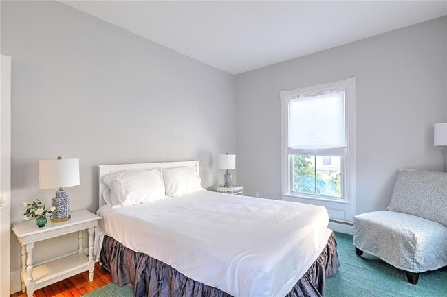 Building Photo - 13 Rhode Island Ave