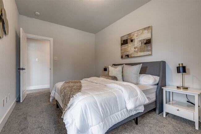 Building Photo - 13131 Perennial Spgs Dr