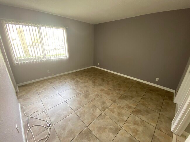 Building Photo - 4947 Sable Pine Cir