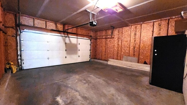 Building Photo - 9412 Briar Haven Dr
