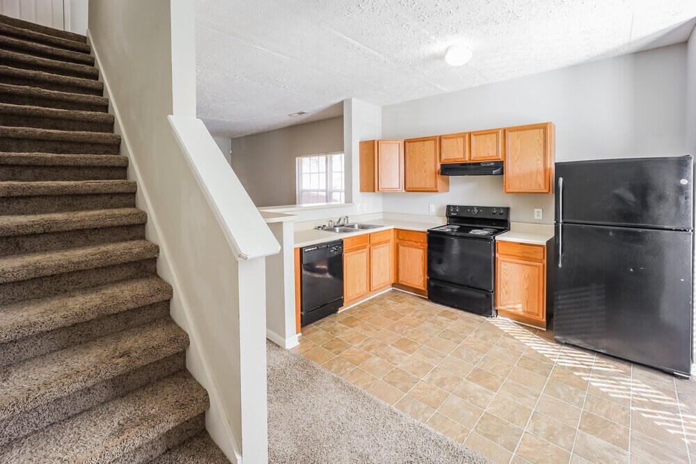 Building Photo - 6055 Camden Forrest Dr