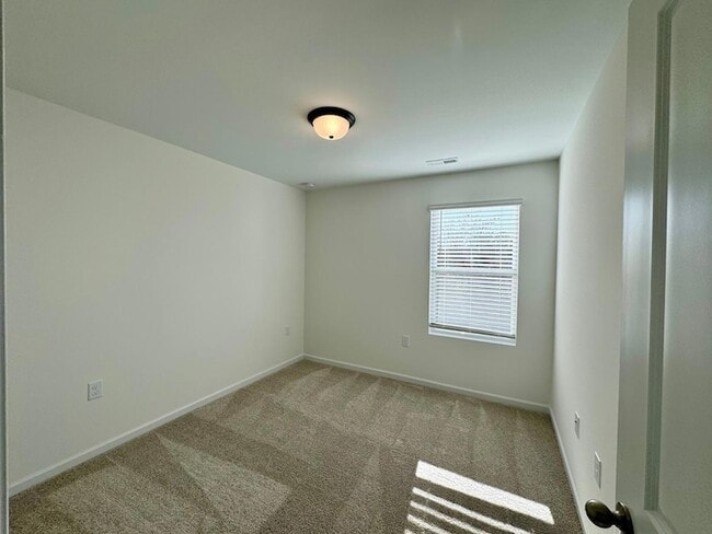 Building Photo - 430 Sustainable Wy