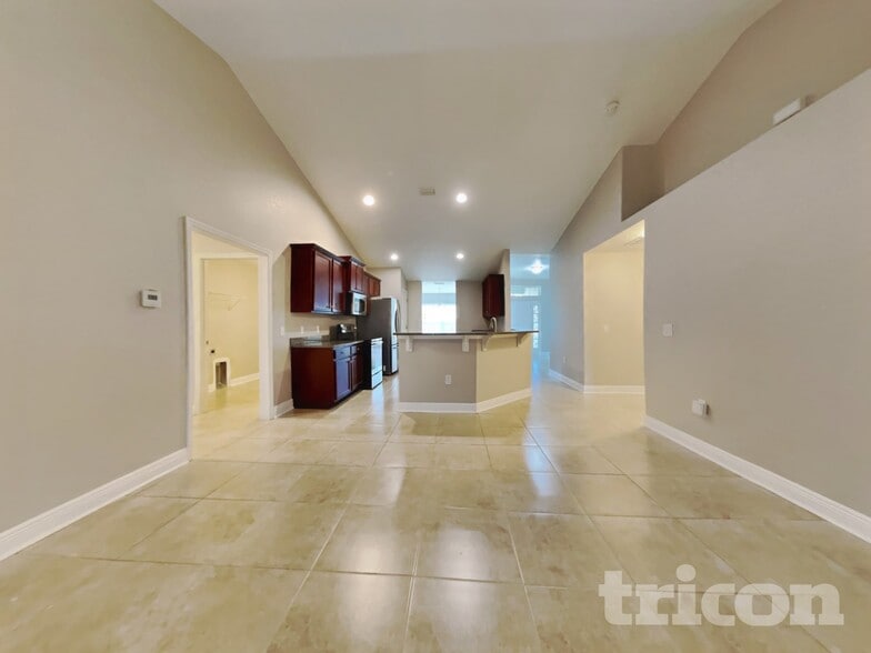 Building Photo - 73 Tucuman St