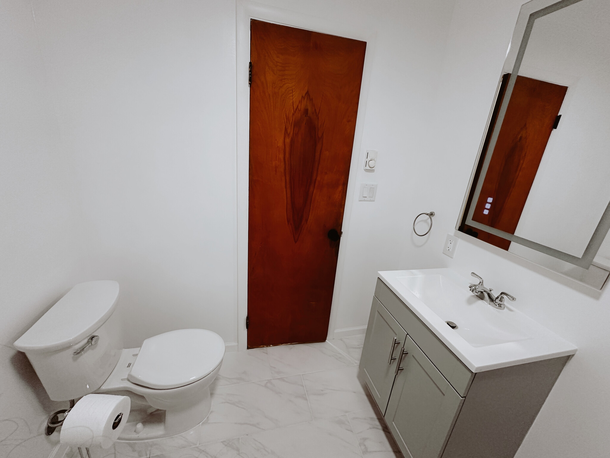 Building Photo - 9275 1st St