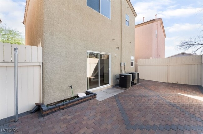 Building Photo - 1731 Ferrell St