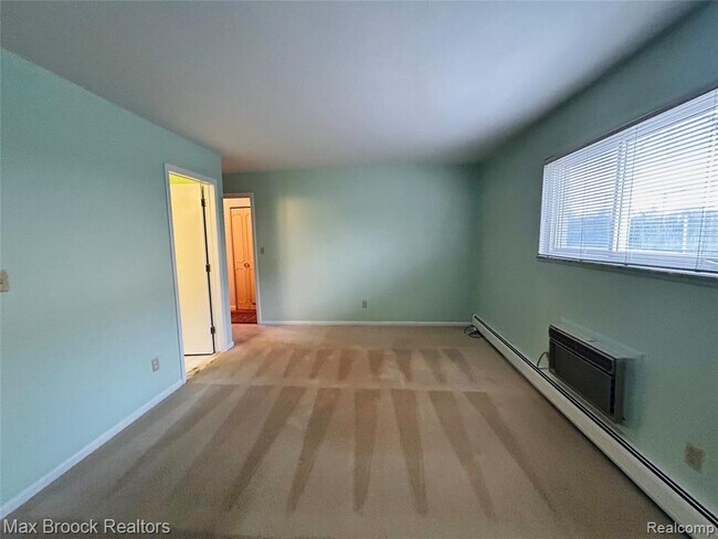 Building Photo - 4113 Telegraph Rd