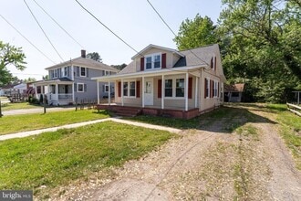 Building Photo - 1507 Race St