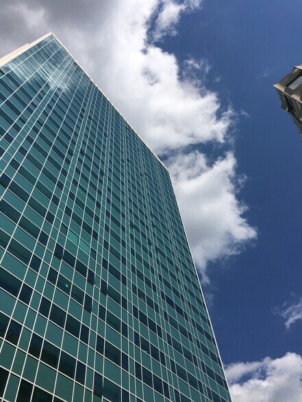 Building Photo - 555 E William St
