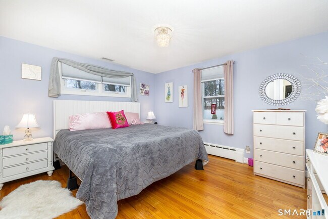 Building Photo - 14 Haynes Rd