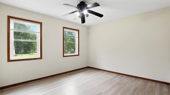Building Photo - Upscale Home in Brookwood Golf Club - Avai...