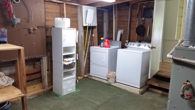 Building Photo - 7472 Love Cir