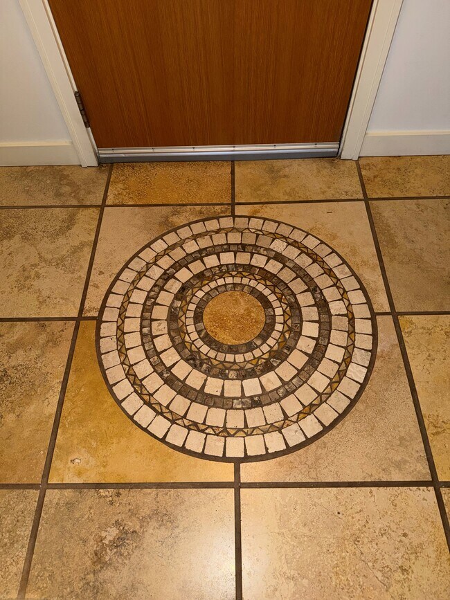 Building Photo - The Meriwether