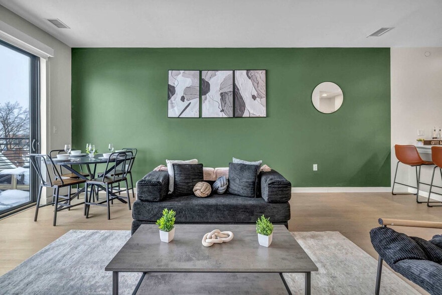 Building Photo - 2189 Cornell Rd