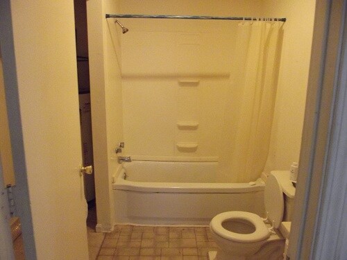 Building Photo - 258 W Vine St