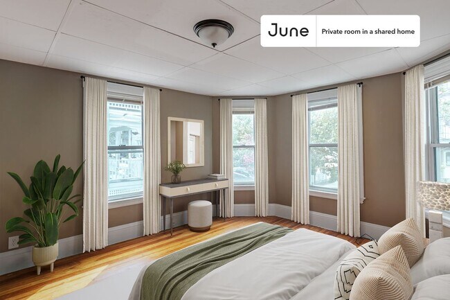 Primary Photo - Room in Shared 4 bed/1 bath home