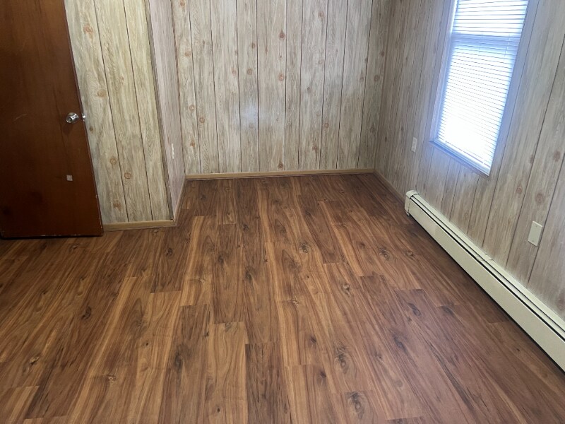 Building Photo - 128-130 Barney St