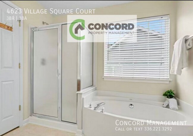 Building Photo - 4623 Village Square Ct