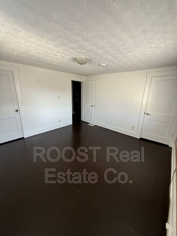 Building Photo - 1132-1134-1134 N Murray St