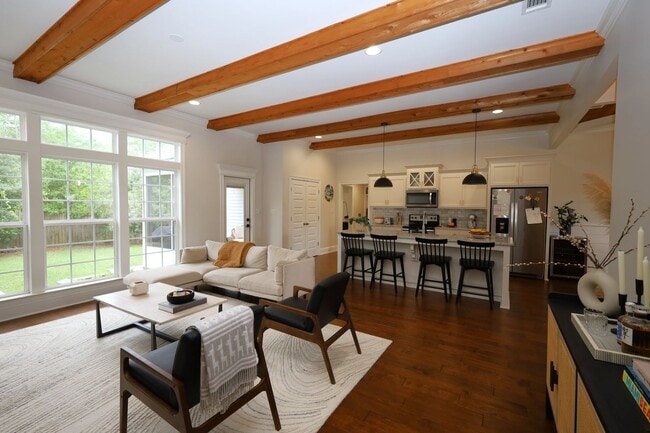 Building Photo - 4025 Gramercy Dr