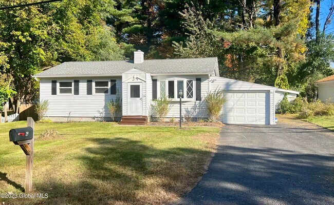Primary Photo - 29 Willey St