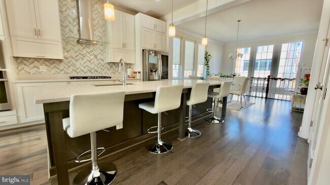 Building Photo - 42299 Porter Ridge Ter