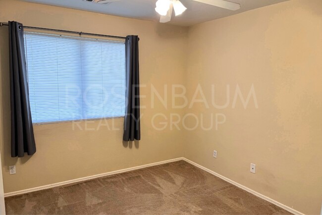 Building Photo - Beautiful 3-bedrooms, 2-baths home nestled...