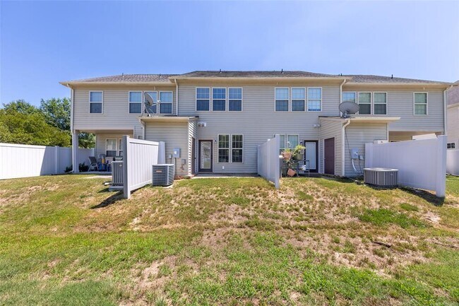Building Photo - 3129 Weathers Blvd