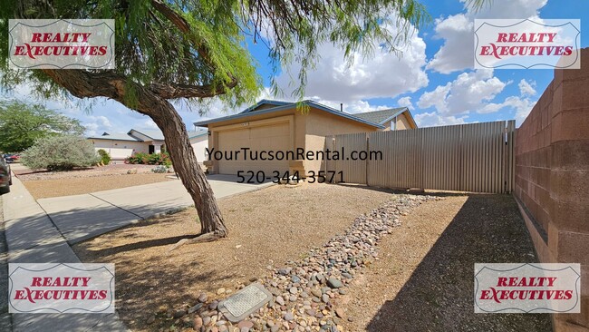 Building Photo - Harrison & Bonanza area - 3/2 with AC