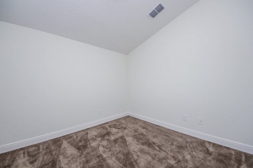 Building Photo - 1000 Mardi Gras Dr