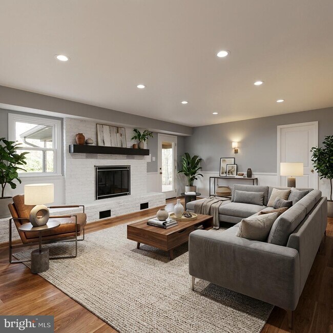 Building Photo - 7107 Tyndale St