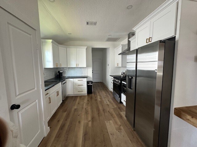 Building Photo - 1311 E 35th St