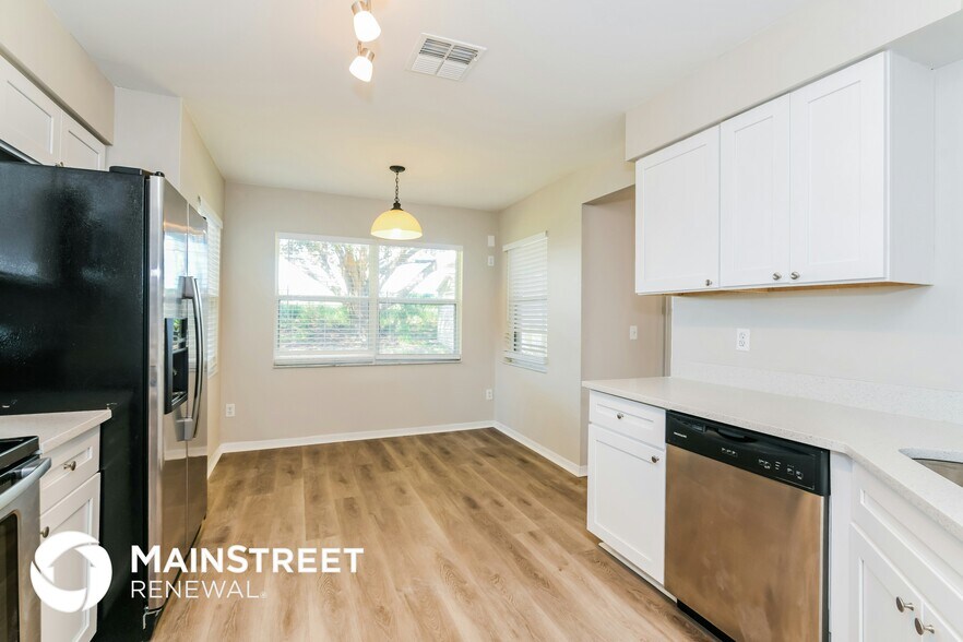 Building Photo - 11841 Caruso Dr
