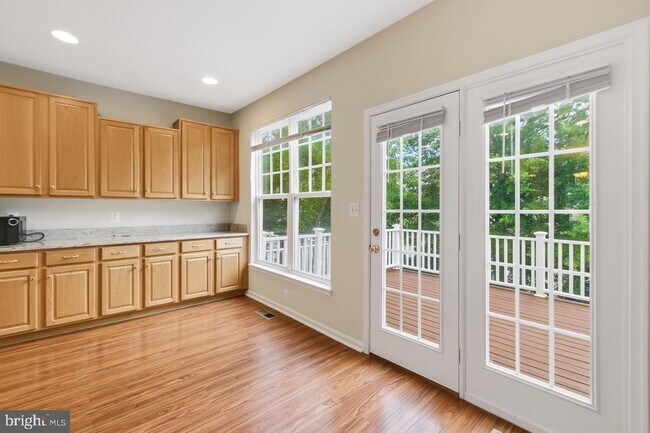 Building Photo - 8108 Dove Cottage Ct