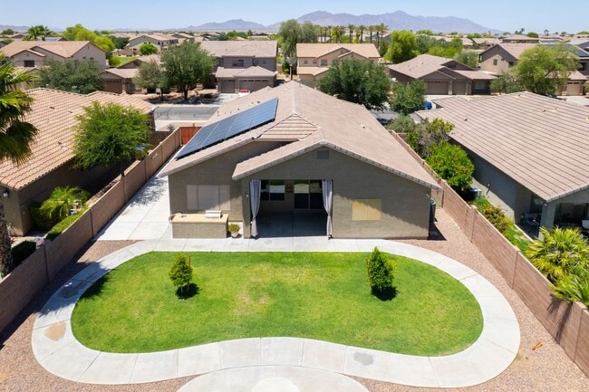 Building Photo - 22121 Greenland Park Dr