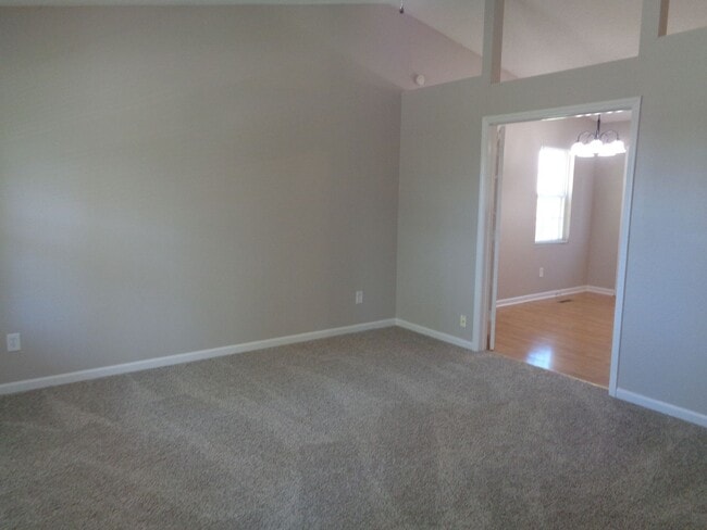 Building Photo - Upgraded House for Rent-3 Bedroom