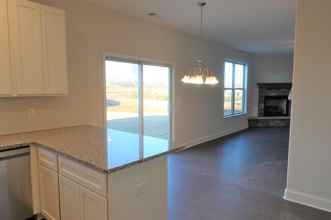Building Photo - 2731 Millhone Dr